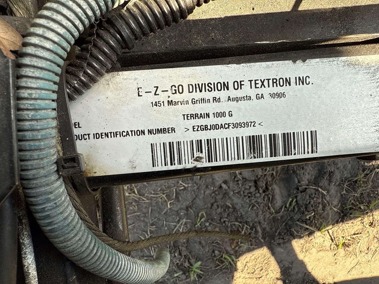 2004-e-z-go-terrain-1000-g-electric-utility-cart-image-5