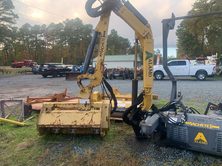 alamo-machete-image-9