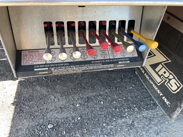 #3801-•-2019-freightliner-roll-off-truck-(has-mn-title-in-delay,-may-take-6-8-weeks)-image-21