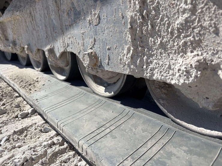 2018-bobcat-t750-image-28