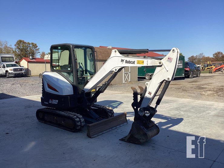 2021-bobcat-e32i-image-6