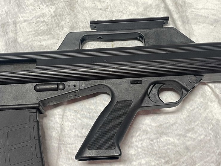 #8074-•-bushmaster-bullpup-m175,-223-rem-semi-auto-rifle,-sn:-po2020,-(neenah,-wi)-image-4