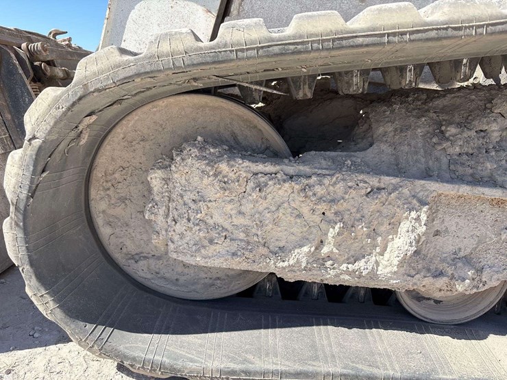 2018-bobcat-t750-image-29