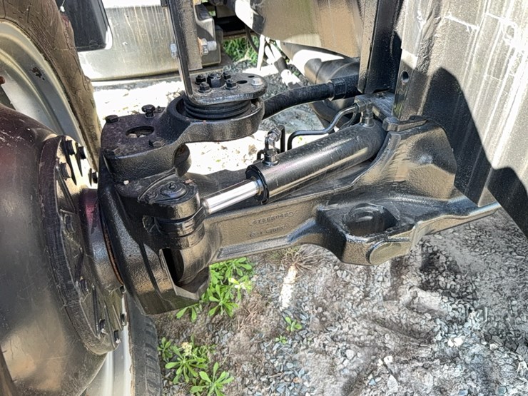 2017-case-ih-magnum-250-image-69