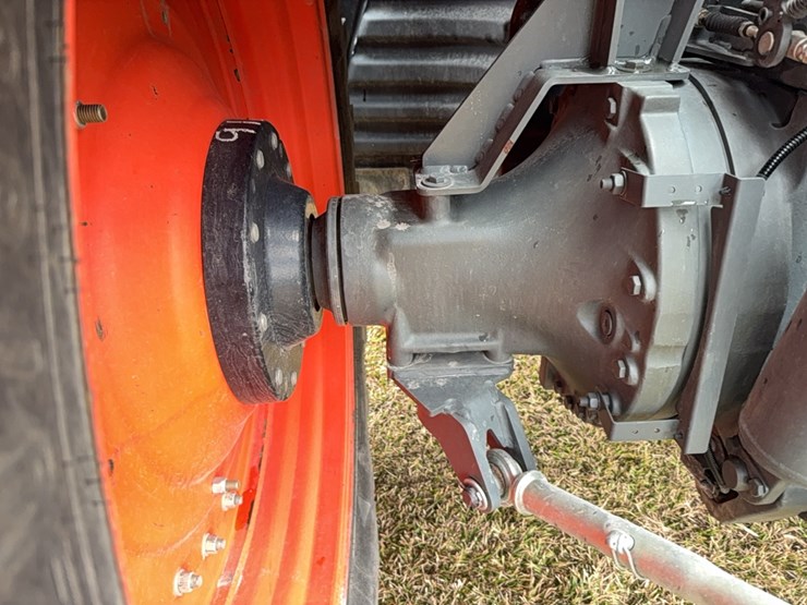 kubota-m7-172-premium-image-63