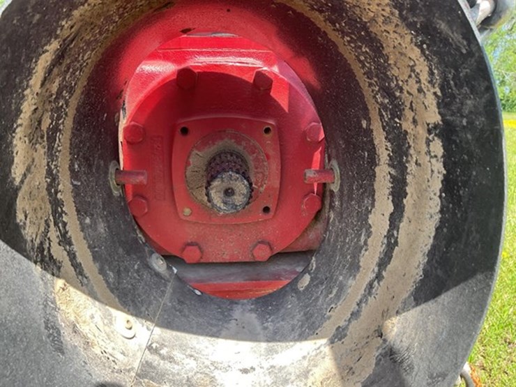 2021-case-ih-dc133-image-11