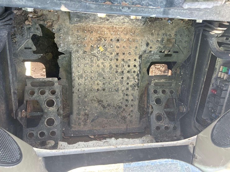 2017-bobcat-t650-image-14