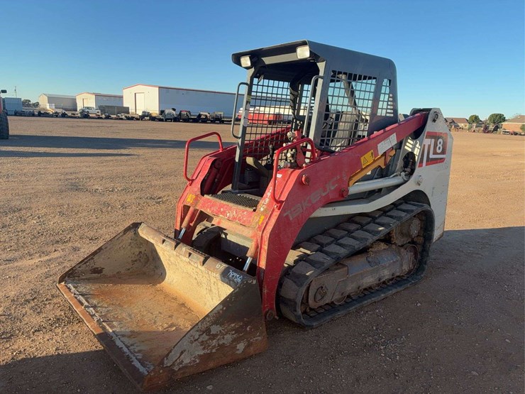 2019-takeuchi-tl8-image-4