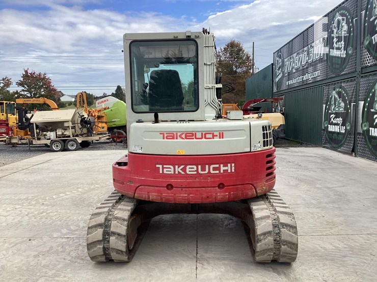 2013-takeuchi-tb180fr-image-3