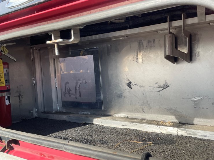 #3824-•-2019-peterbilt-heavy-rotator-(has-mn-title-in-delay,-may-take-6-8-weeks)-image-76