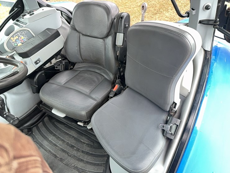 new-holland-t7.260-image-100