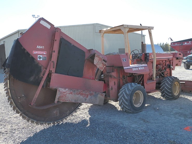 ditch-witch-6510-image-3