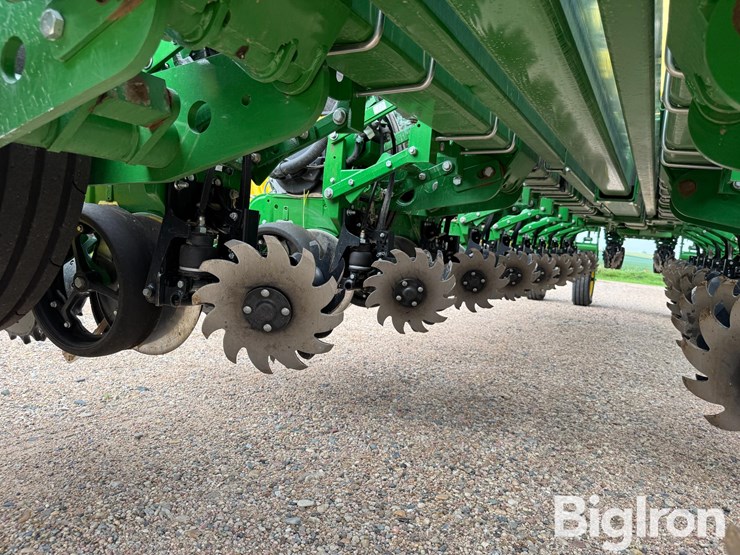 2021-john-deere-1775nt-image-20