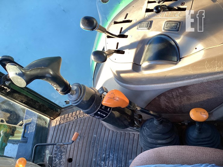 2012-john-deere-5101e-image-12