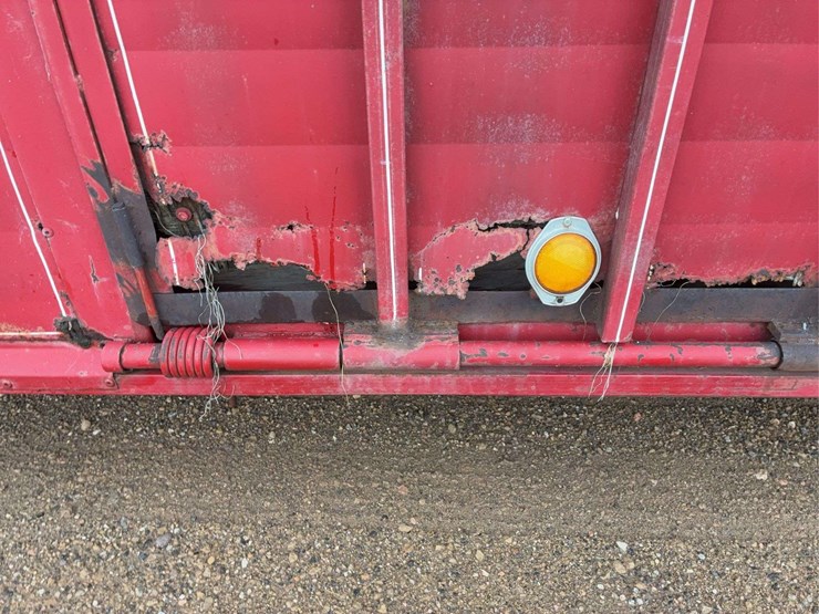 horse-transport-5th-wheel-livestock-trailer-image-32