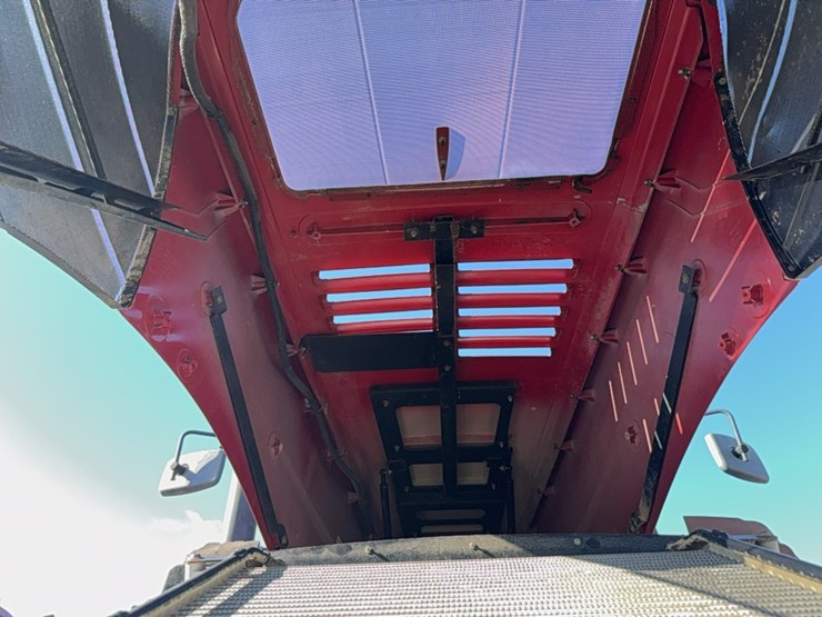 2017-case-ih-magnum-250-image-50