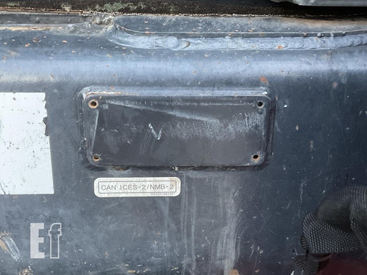 2020-kubota-svl95-2s-image-22