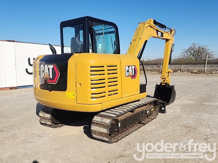 2018-caterpillar-305.5-image-10