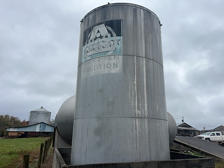 12,000-gallon-nitrogen-tank-image-2