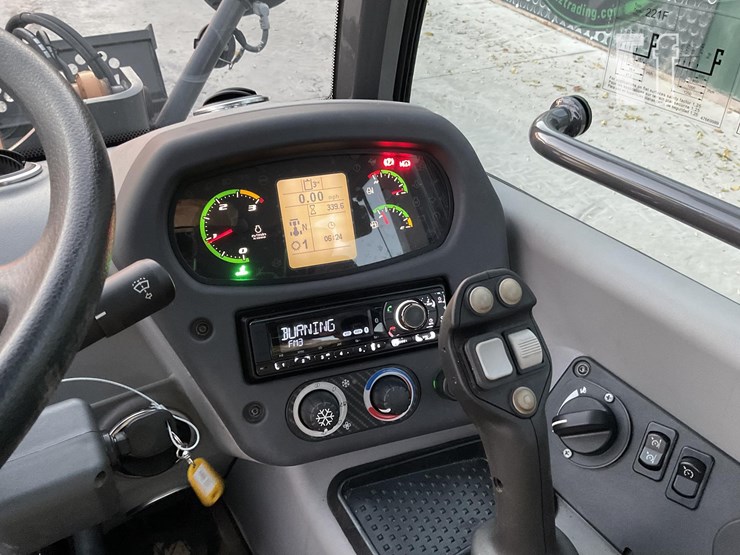 2021-case-221f-image-14