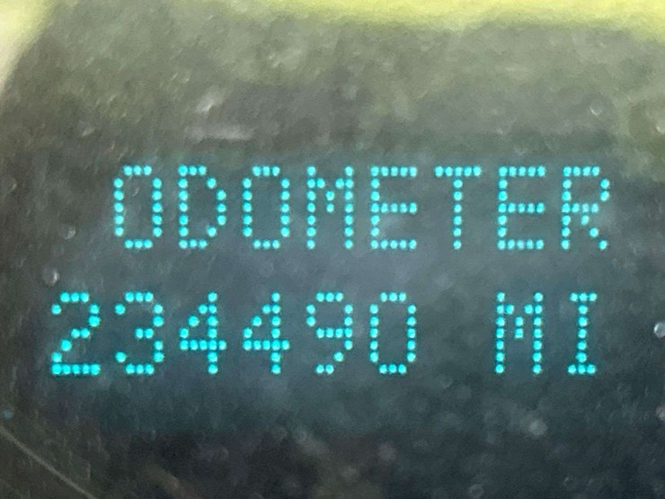 2012-chevrolet-silverado-1500-image-6