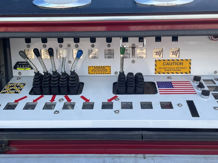 #3824-•-2019-peterbilt-heavy-rotator-(has-mn-title-in-delay,-may-take-6-8-weeks)-image-73