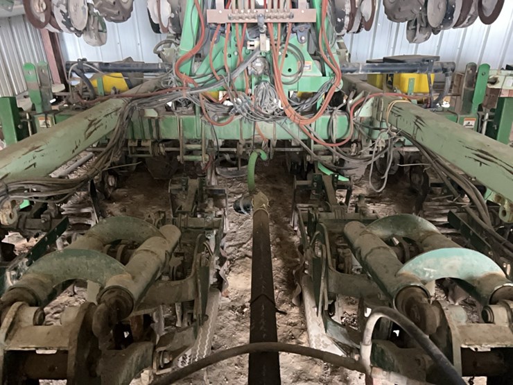 john-deere-1720-image-12