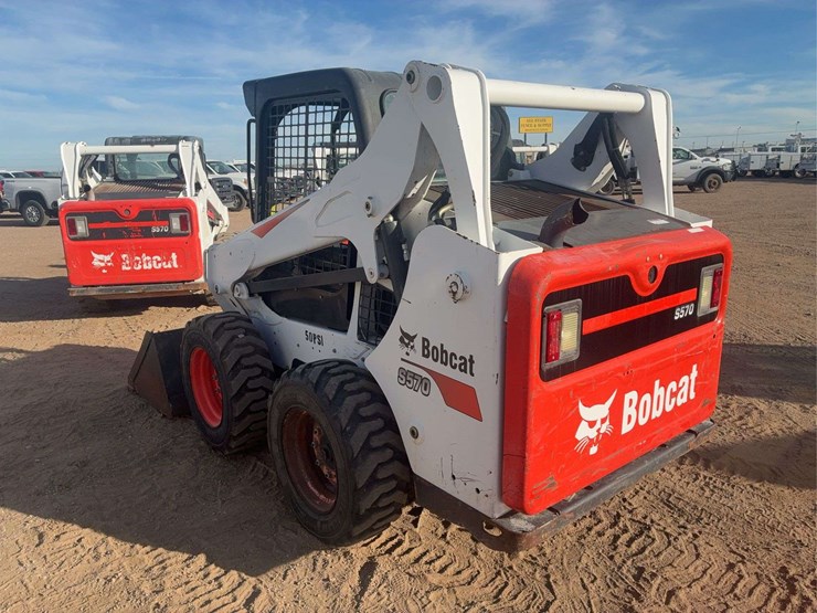 2019-bobcat-s570-image-4