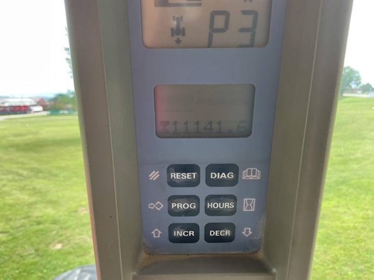 2001-case-ih-mx180-image-14