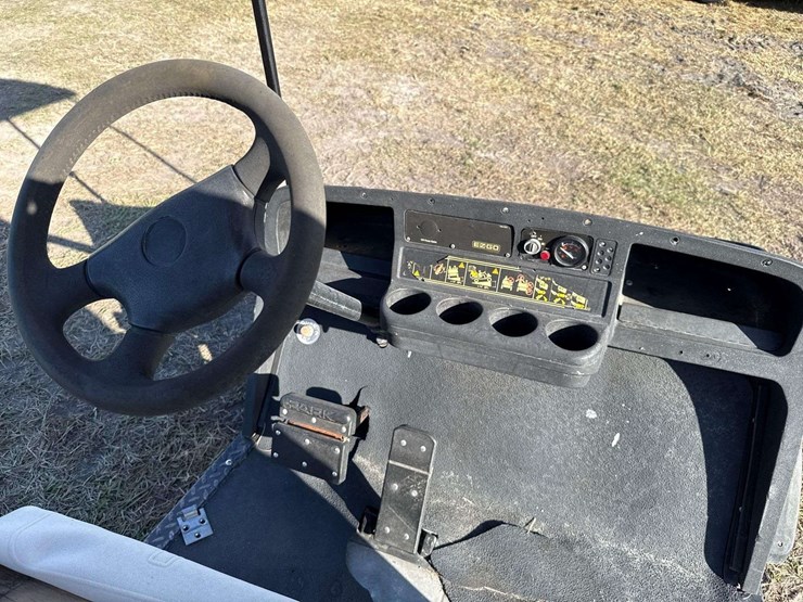 e-z-go-st350-image-16