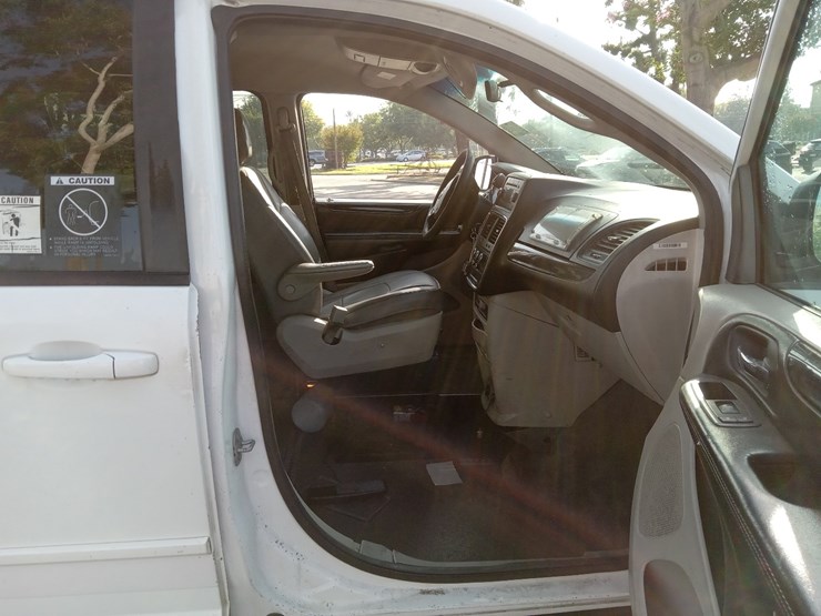 dodge-caravan-image-5