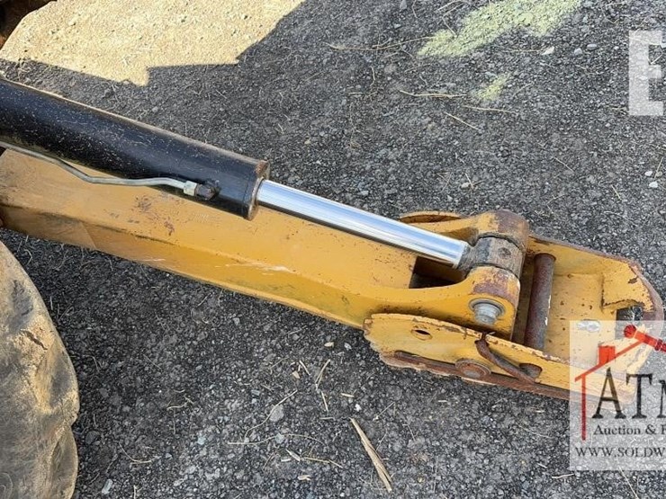 caterpillar-420f2-it-image-21