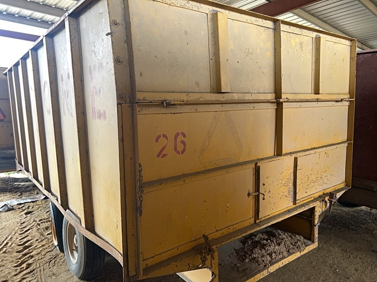 peanut-trailer,-tandem-axle-image-3
