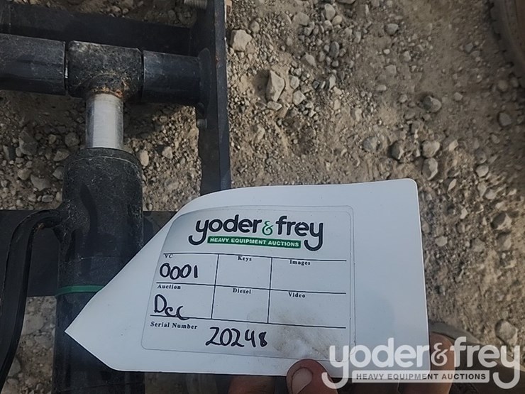 hydraulic-thumb-to-suit-excavator-image-5