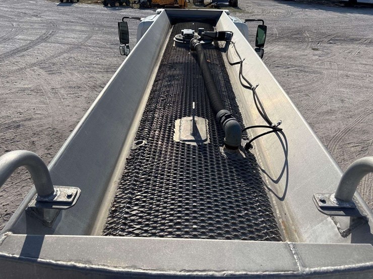 2006-international-durastar-4300-image-20