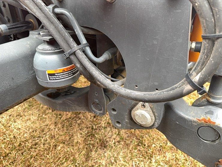 kubota-m7-172-premium-image-53