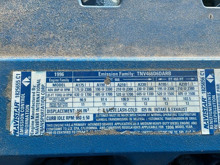 1996-international-dt466-image-11