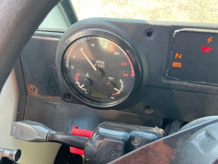 2015-mack-leu633-image-36