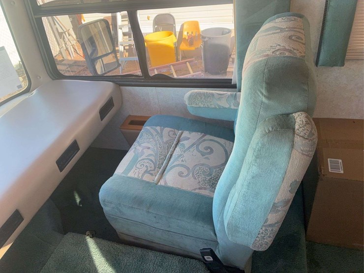 1997-chevrolet-p30-image-76