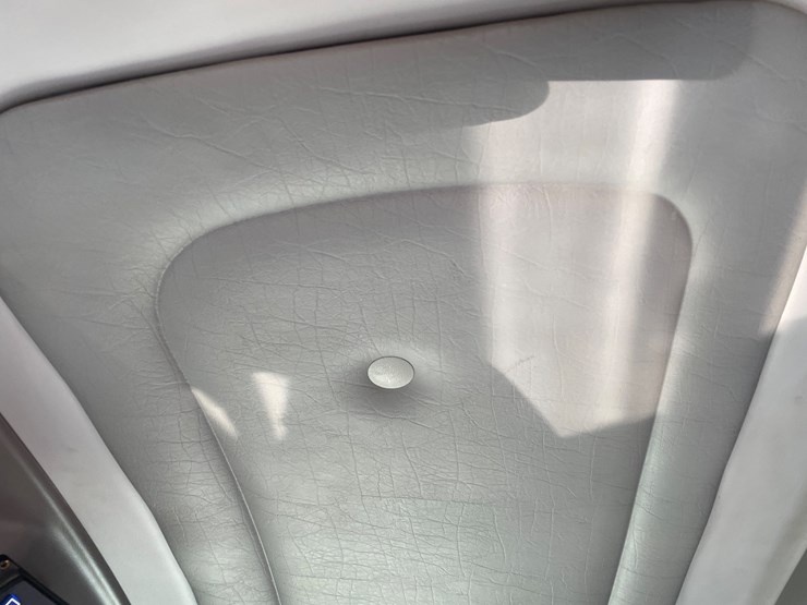 #3824-•-2019-peterbilt-heavy-rotator-(has-mn-title-in-delay,-may-take-6-8-weeks)-image-101