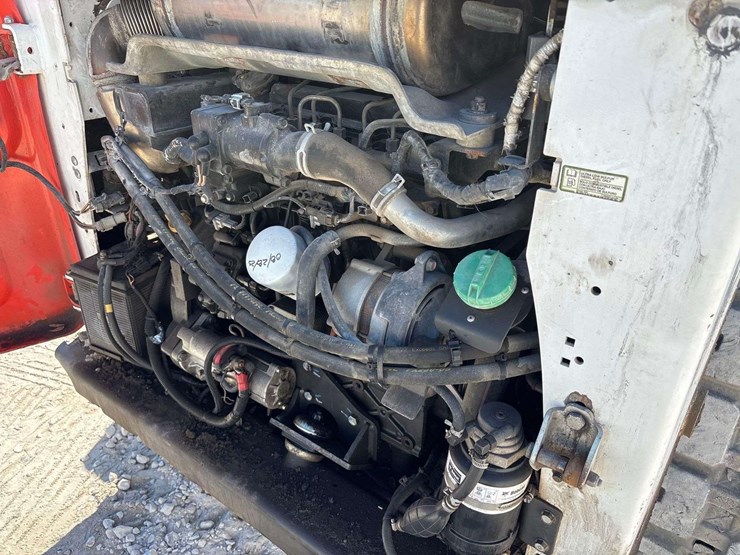2018-bobcat-t750-image-14