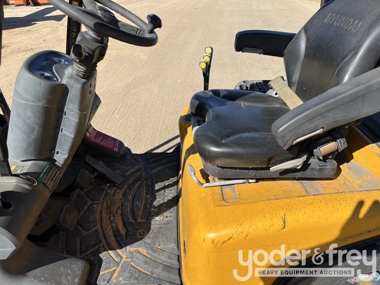 2018-hyundai-25g-7m-image-5