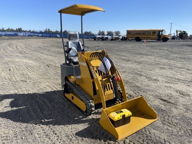 2025-kylin-ky460-compact-track-loader-image-6