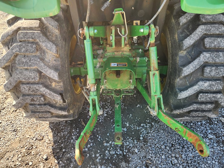 john-deere-3039r-image-7