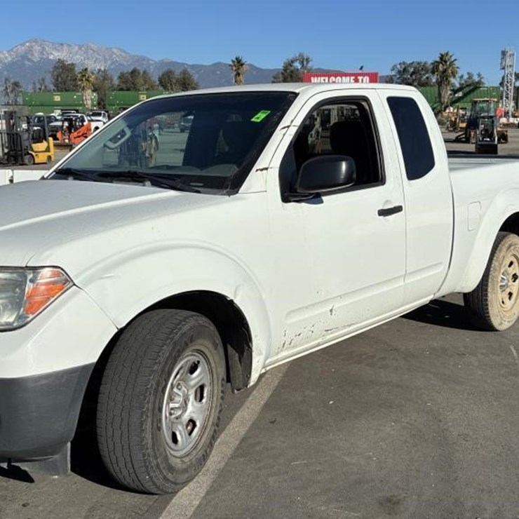 2016 NISSAN FRONTIER