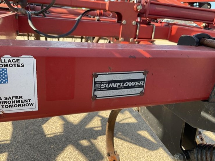 2005-sunflower-5035-32-image-8