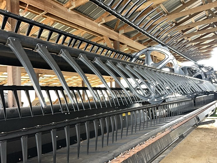 macdon-draper-head,-flex-135-image-12