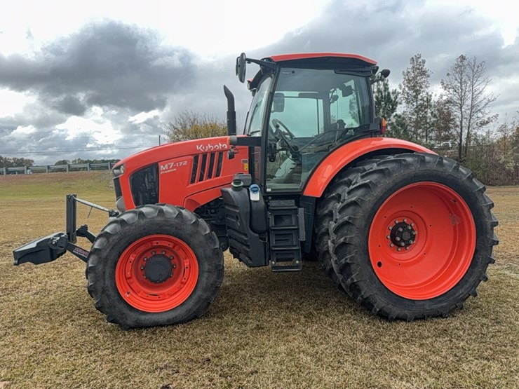 kubota-m7-172-premium-image-2