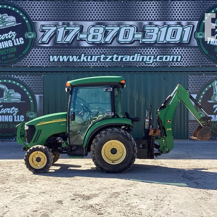 2011 JOHN DEERE 3720