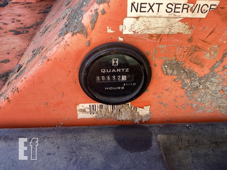 2006-lull-1044c-54-image-15